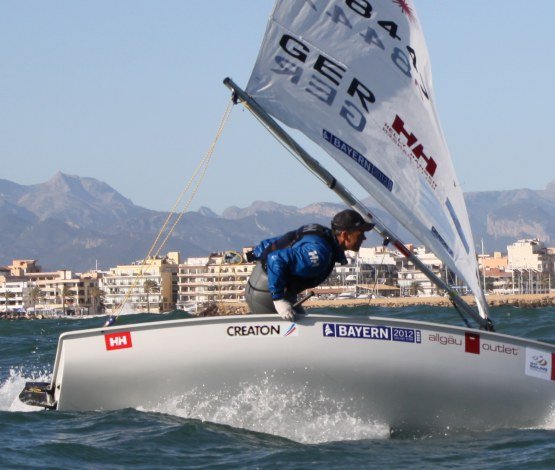 Philipp Buhl vom Segelclub Alpsee Immenstadt findet beim Einstieg in den Sailing Worldcup 2010 die Erfolgsspur. Philipp Buhl vom Segelclub Alpsee Immenstadt findet beim Einstieg in den Sailing Worldcup 2010 die Erfolgsspur.