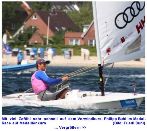 Mit viel Gefühl sehr schnell auf dem Vorwindkurs. Philipp Buhl im Medal-Race auf Medaillenkurs.      (Bild: Friedl Buhl)