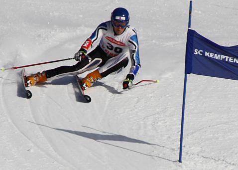 Mutig, draufgängerisch und Kämpferisch - präzise - wie bei Wind und Wellen. Philipp Buhl, Weltcup-Segler.     (Bild  F. Buhl)